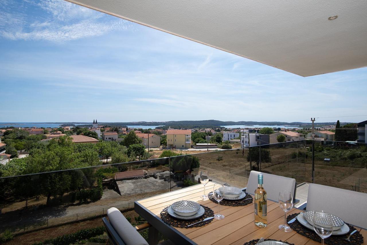 מדולין Boutique Apartments Kristo מראה חיצוני תמונה